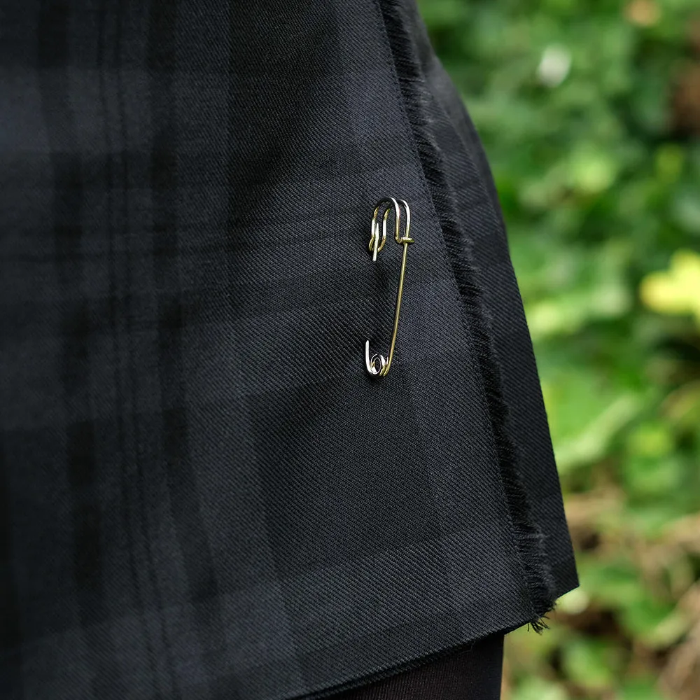 Women’s Mini Hip Kilt in Black Spirit Tartan